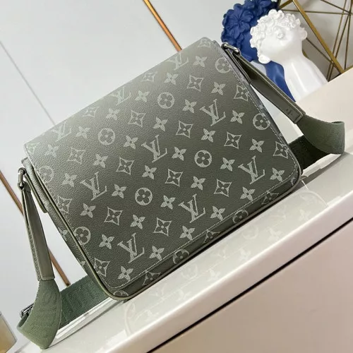 Louis Vuitton Bags 2411YA0214 0120