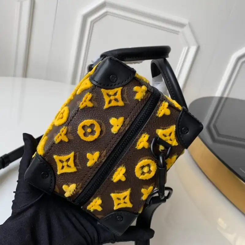 Cheap Louis Vuitton Bags 19B5790101 0130