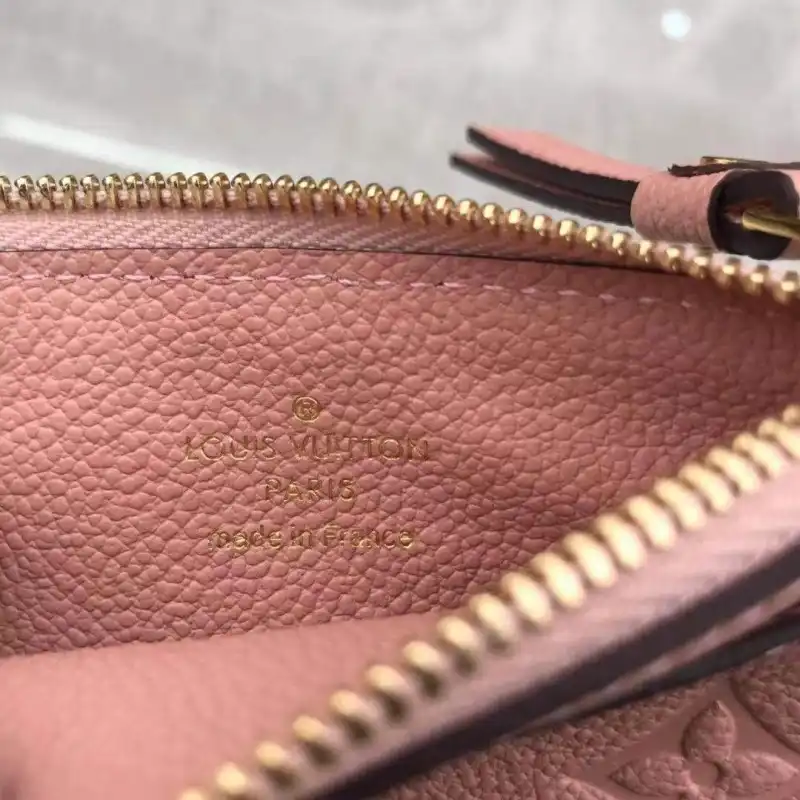 Cheap Louis Vuitton Bags 19B570070 0129