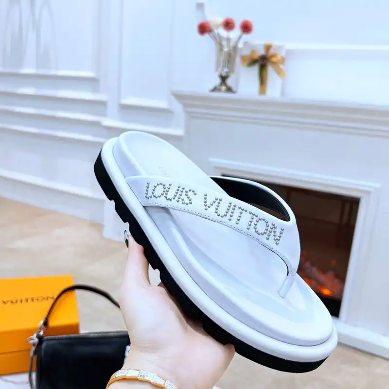 Cheap Louis Vuitton Shoes 2209MP0002 0122