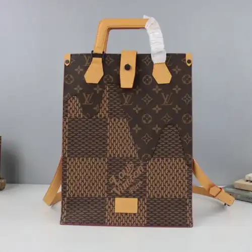 Cheap Louis Vuitton Bags 205B570032 0126