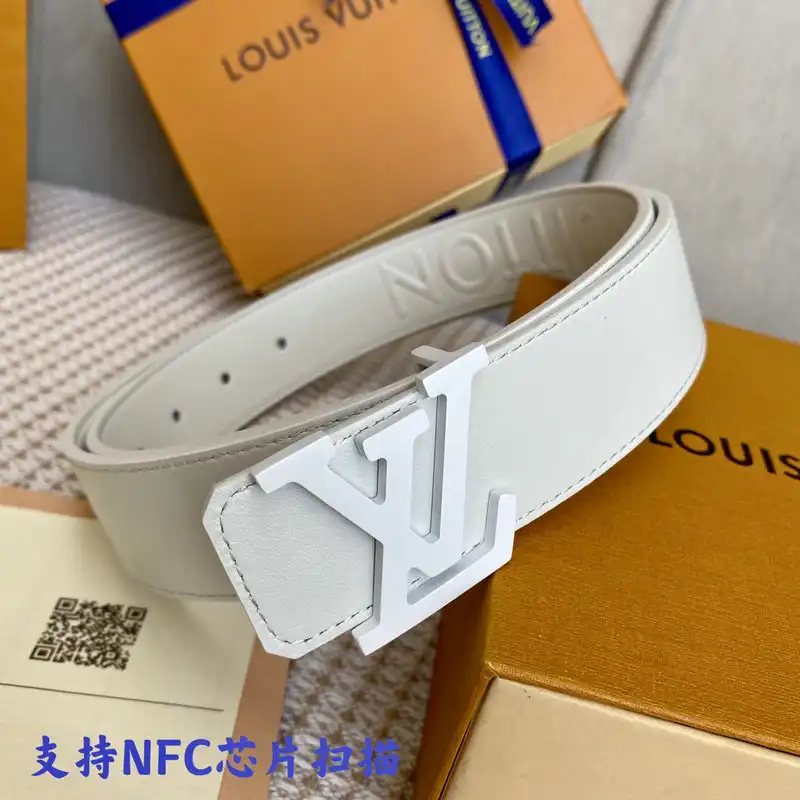 Cheap Louis Vuitton Belts 2204XA0135 0123