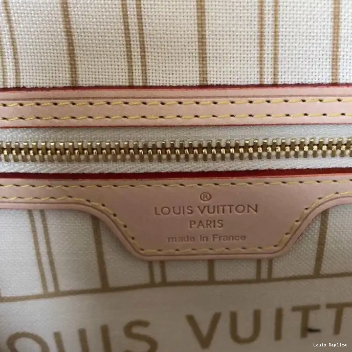 Cheap Louis Vuitton 19B570269 Bags 0217