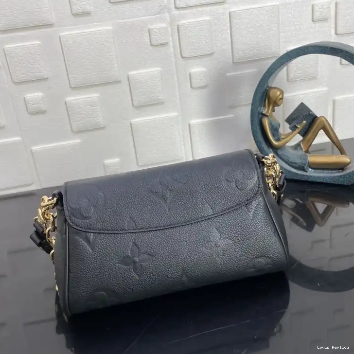 Cheap Bags 2107YA0092 Louis Vuitton 0211