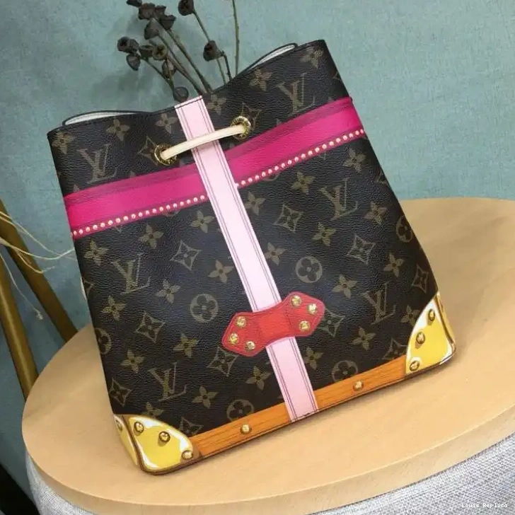 Cheap Louis Vuitton Bags 19T1L0394 0215