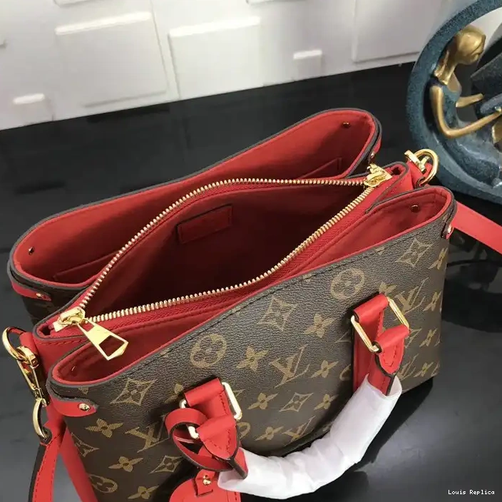 Cheap 20B570253 Louis Vuitton Bags 0209