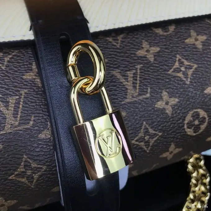 Cheap Louis Vuitton Bags 20B570002 0222