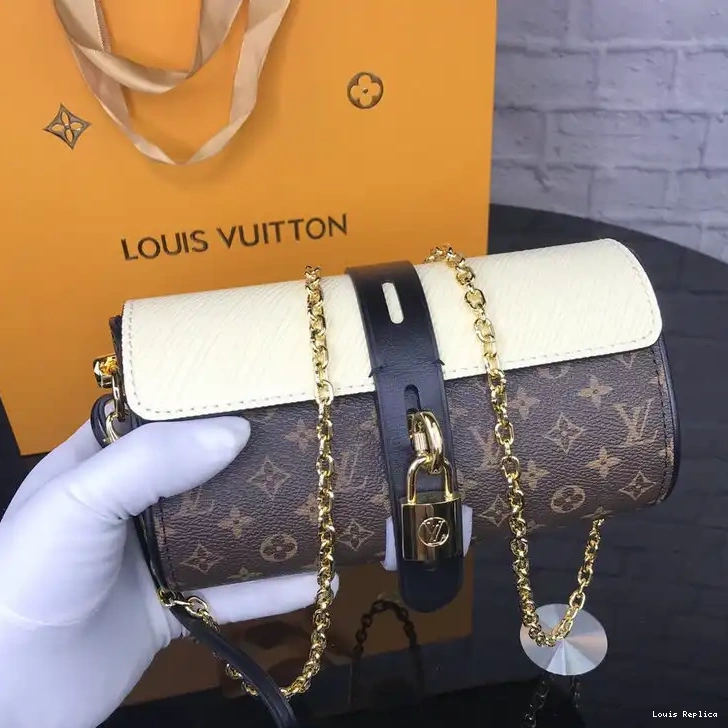 Cheap Louis Vuitton Bags 20B570002 0222