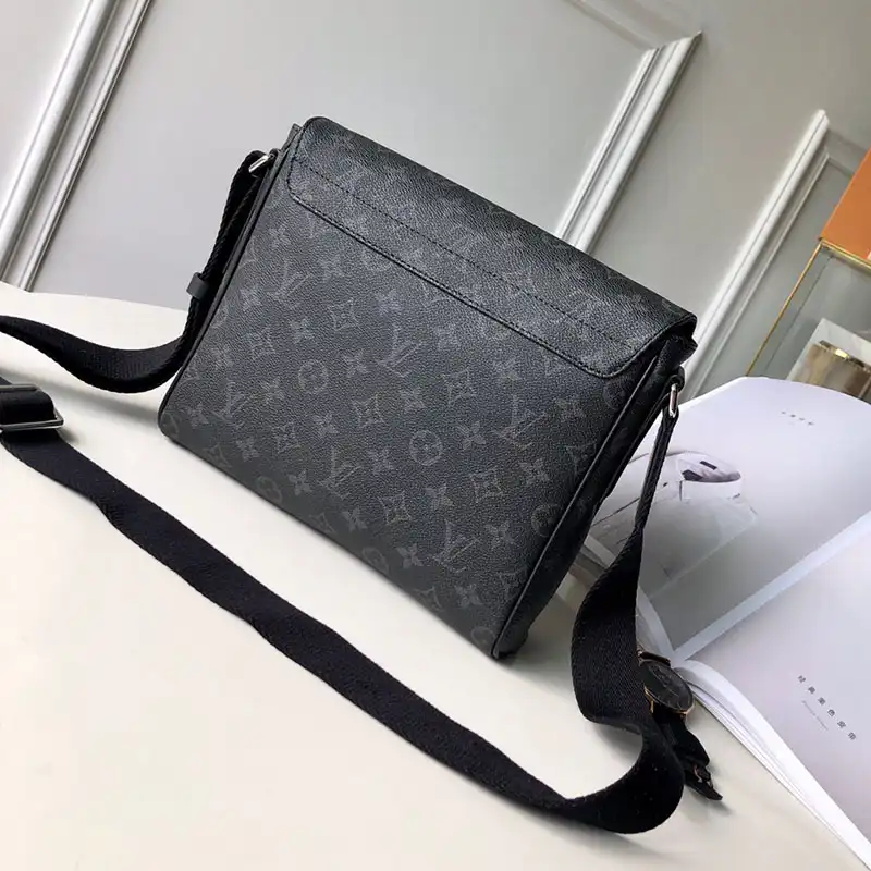 Cheap Louis Vuitton Bag 19HT0015 0201