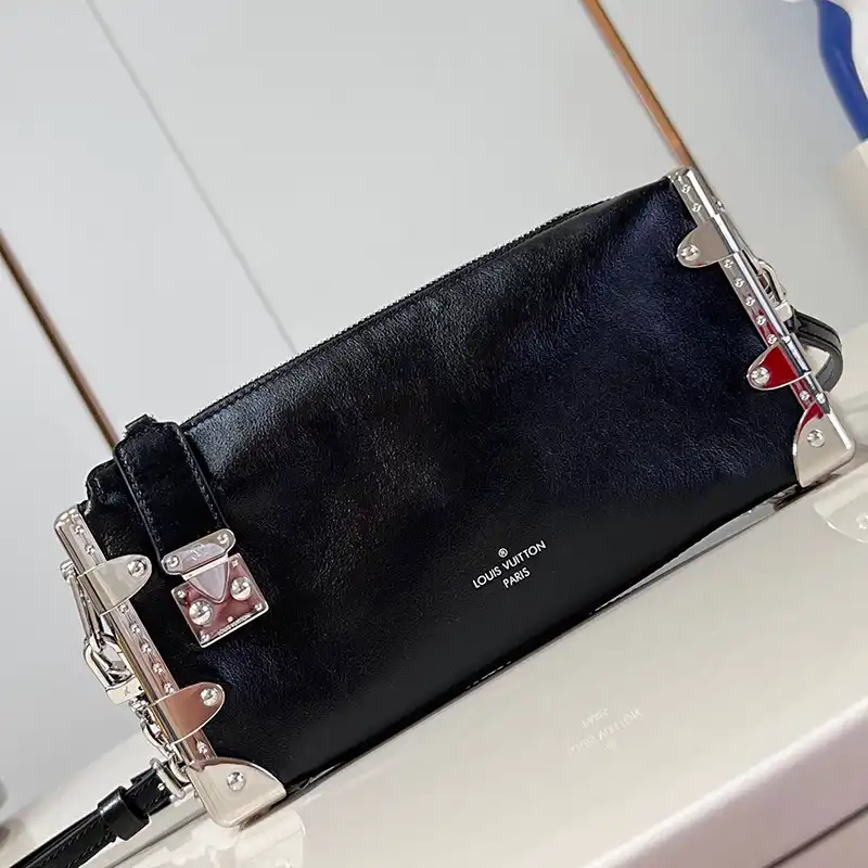 Cheap Louis Vuitton Bags 2407YA0104 0201