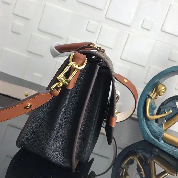 Cheap 19T1L0719 Louis Vuitton Bags 0217