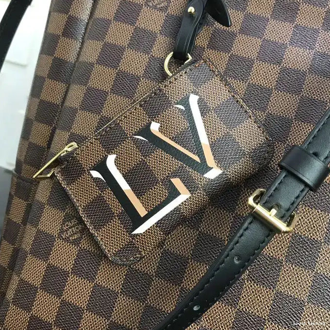 Cheap 20B570326 Louis Vuitton Bags 0216