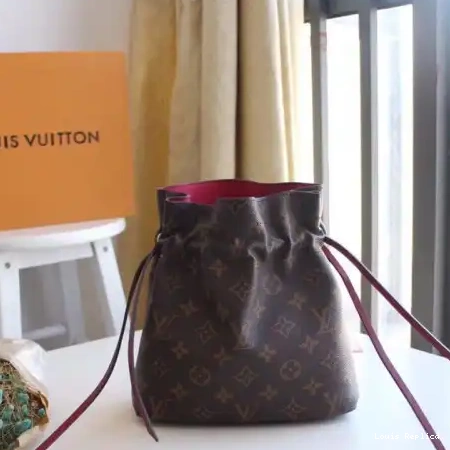 Cheap Bags Louis Vuitton 19B570240 0209