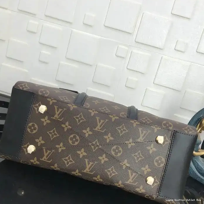 Cheap Louis Vuitton 20B570258 Bags 0213