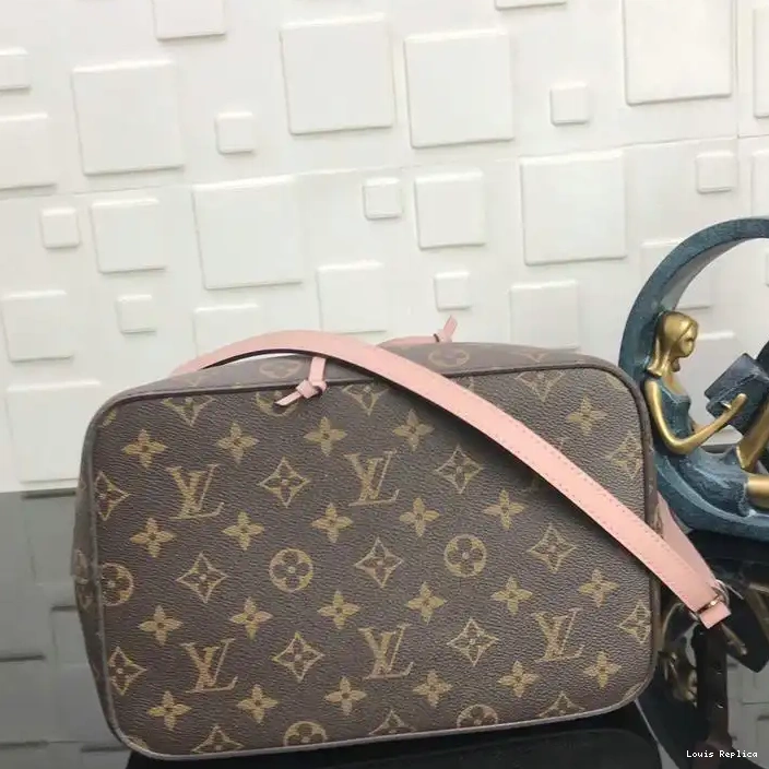 Cheap 19T1L0488 Louis Vuitton Bags 0212