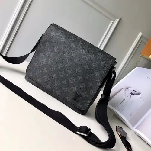 Cheap Louis Vuitton Bag 19HT0015 0201