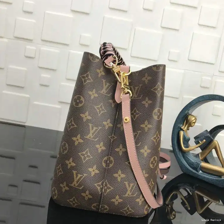 Cheap 19T1L0488 Louis Vuitton Bags 0212